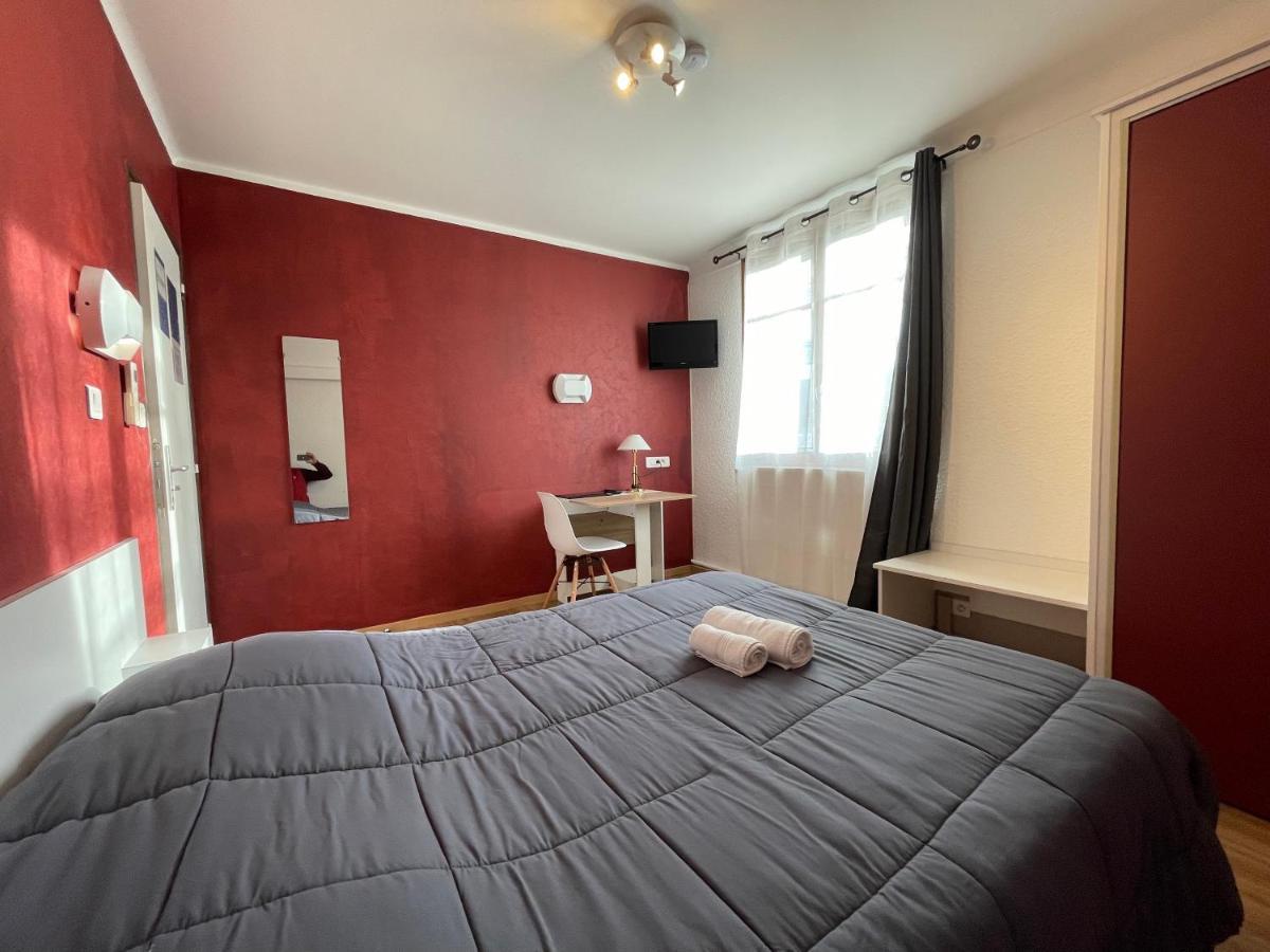 Hotel Les Chenes Sisteron Exterior photo