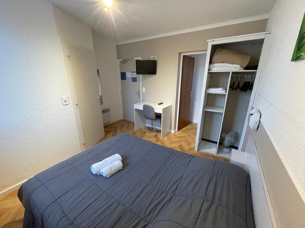 Hotel Les Chenes Sisteron Exterior photo
