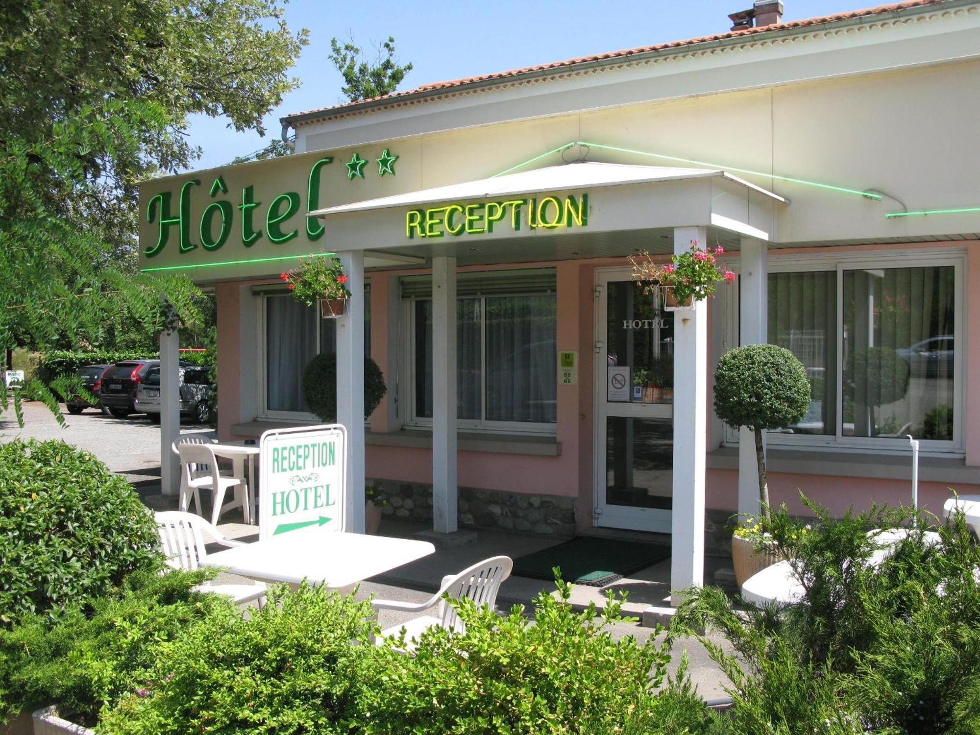 Hotel Les Chenes Sisteron Exterior photo